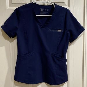 FIGS Women Navy Scrub Set